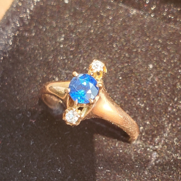 Antique 14K Sapphire and Diamond Ring - Picture 5 of 14